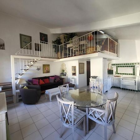 Appartement Au Coeur De La Sorgue LʼIsle-sur-la-Sorgue Eksteriør bilde