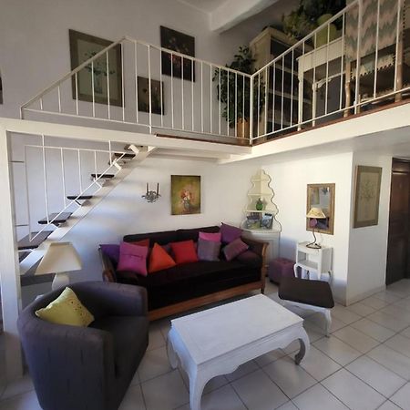 Appartement Au Coeur De La Sorgue LʼIsle-sur-la-Sorgue Eksteriør bilde