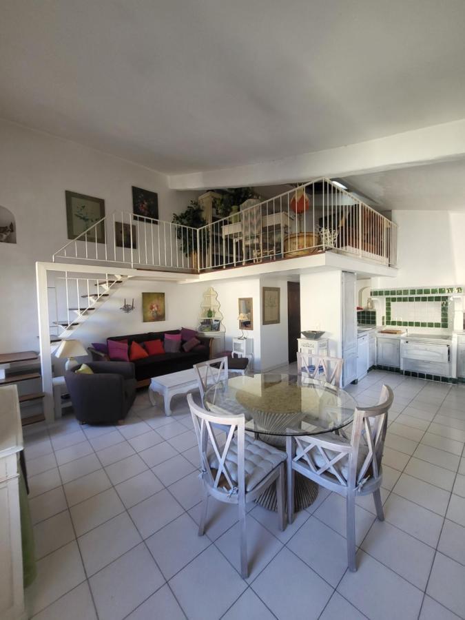 Appartement Au Coeur De La Sorgue LʼIsle-sur-la-Sorgue Eksteriør bilde